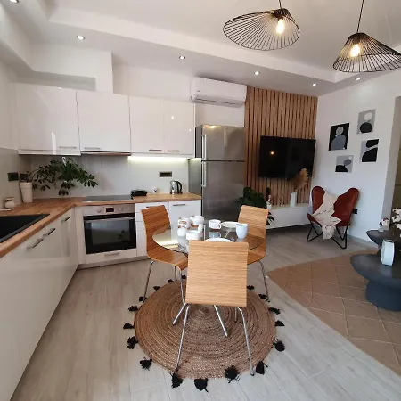 Costa Bianco Luxury
